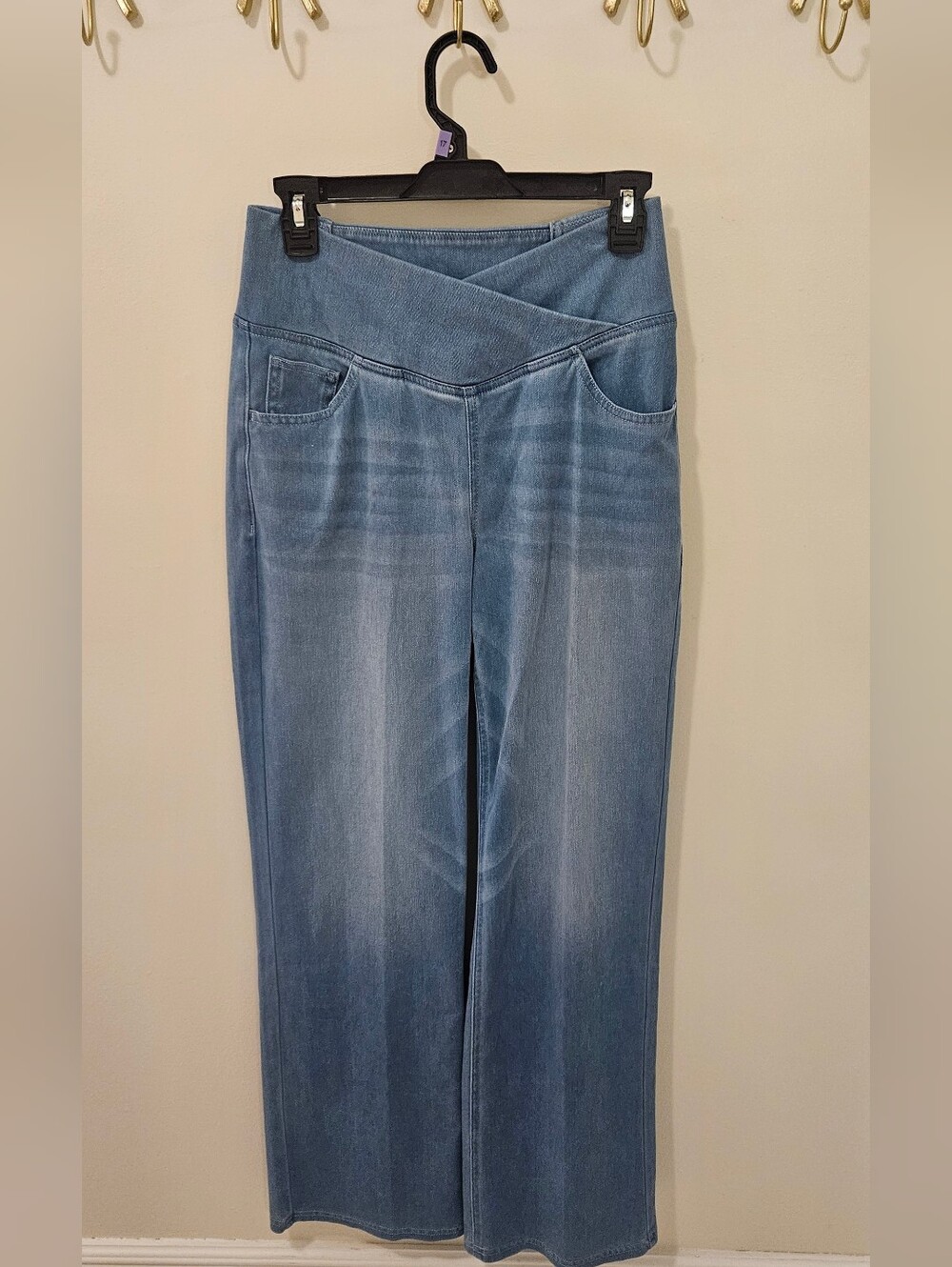 High-Waist Light Blue Pull-On Jeans for Women Halara Flex Denim